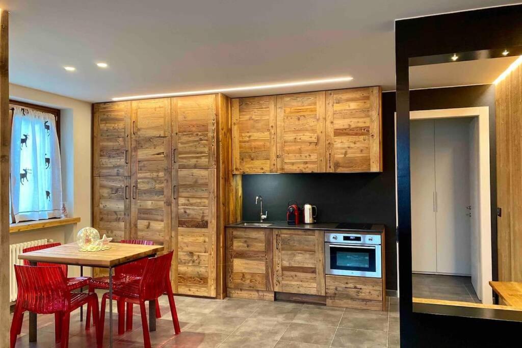 La Petite Maison D'Erika Αόστα Εξωτερικό φωτογραφία