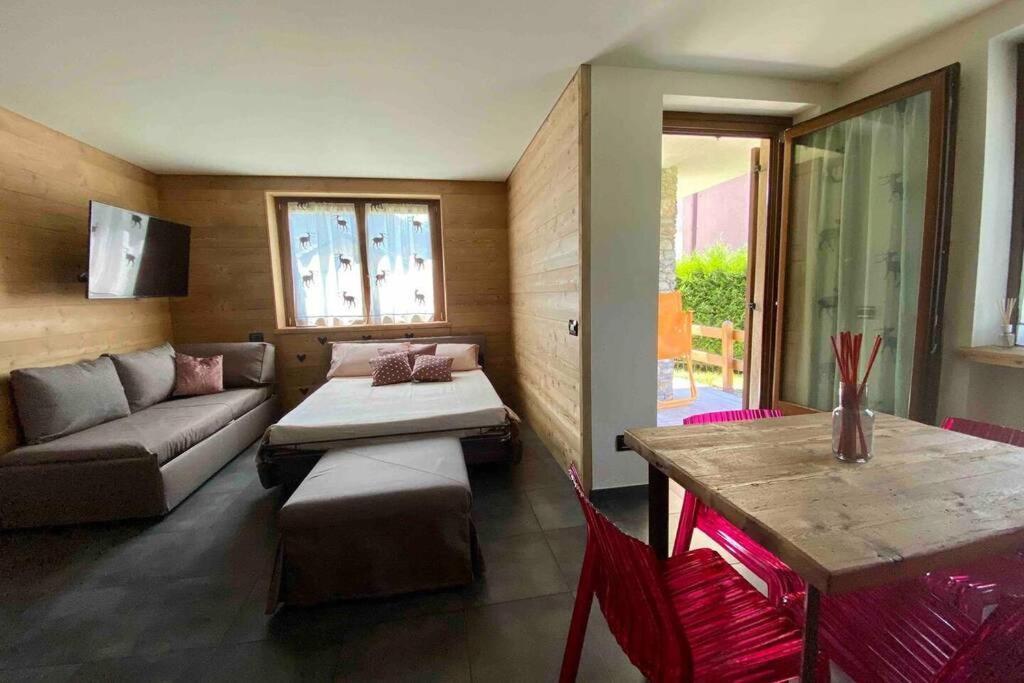 La Petite Maison D'Erika Αόστα Εξωτερικό φωτογραφία
